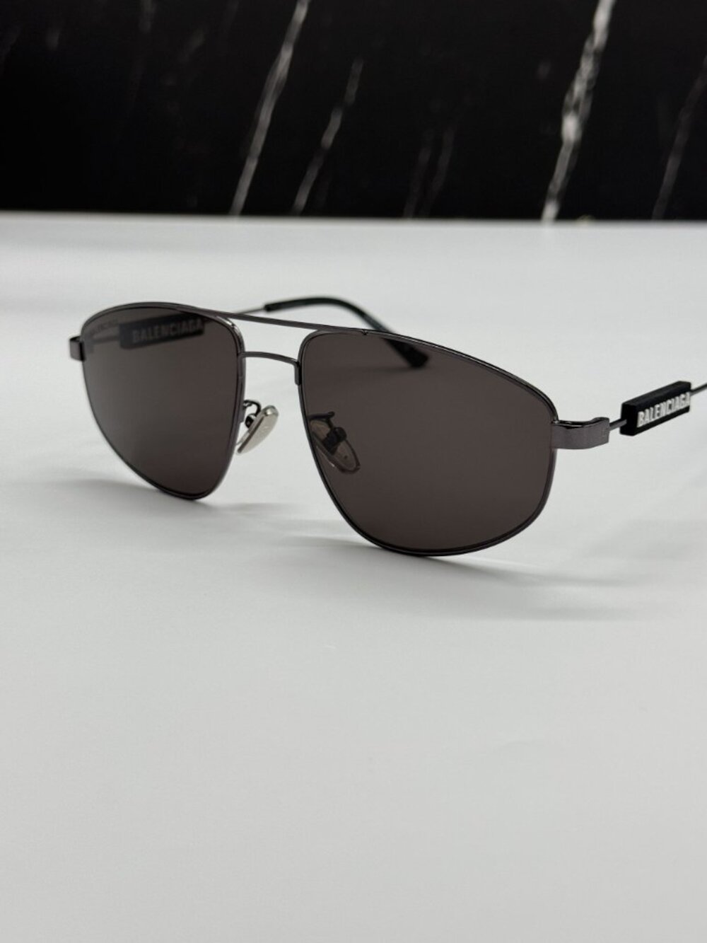 NEW BALENCIAGA BB0115S 001 BLACK PILOT UNISEX SUNGLASSES BALENCIAGA EYEWEAR - Picture 6 of 9